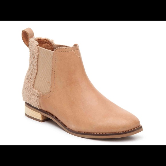 Toms ‘Ella’ 7 Genuine Leather Faux Shearling NWT - Picture 1 of 7